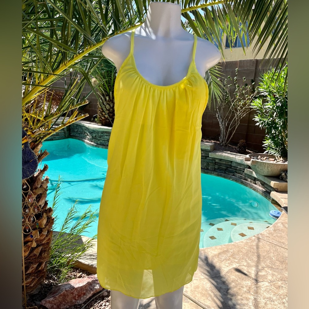 NWT Pool Cover Up